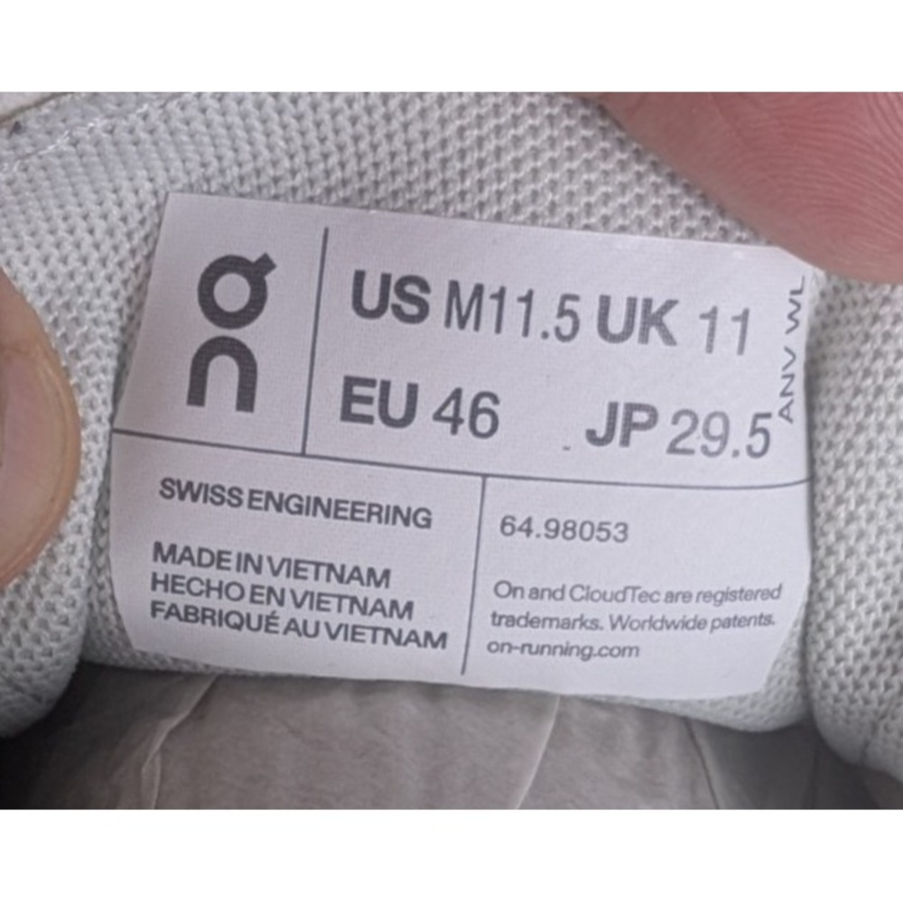 On Running Cloudvista Men's White / Tan Trail Shoes - Picture 8 of 8